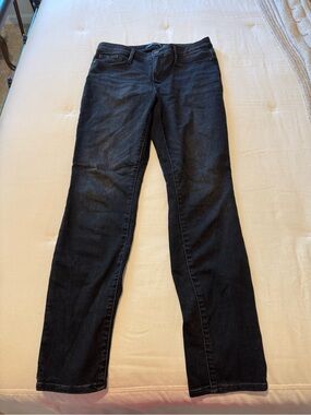 Athleta Women's Sculpting Black Straight Leg Jeans
